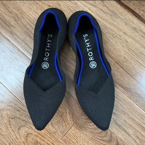 Black Rothy’s point flats 8.5